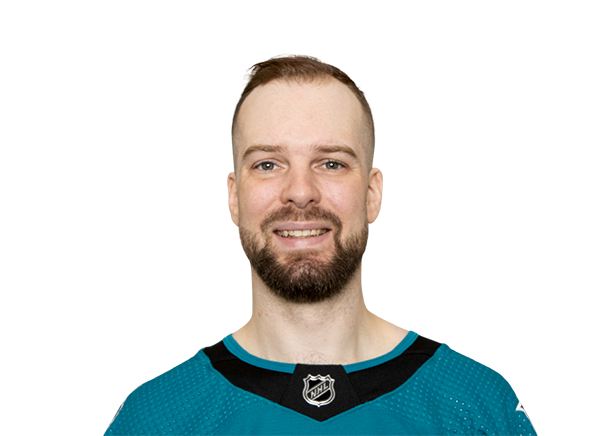 Aaron Dell headshot