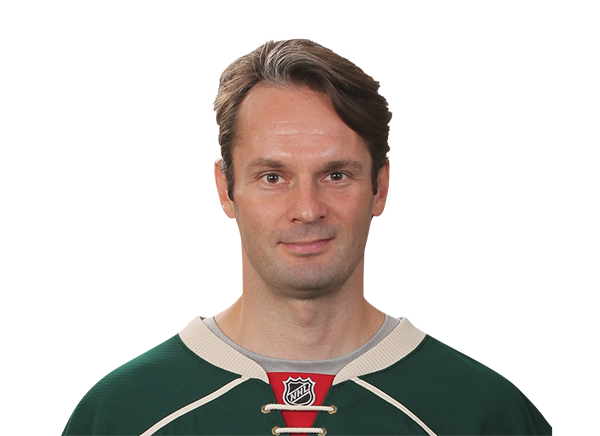 Niklas Backstrom headshot
