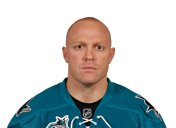Raffi Torres headshot