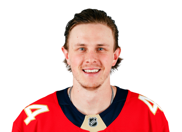 MacKenzie Entwistle headshot