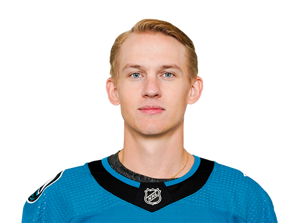 Oskar Lindblom headshot