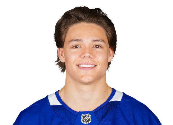 Easton Cowan headshot