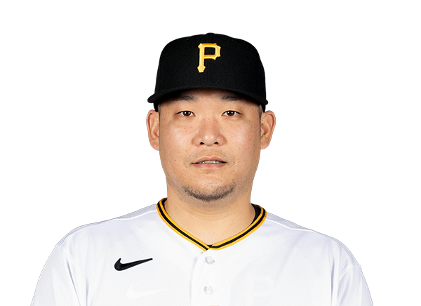 Yoshi Tsutsugo headshot